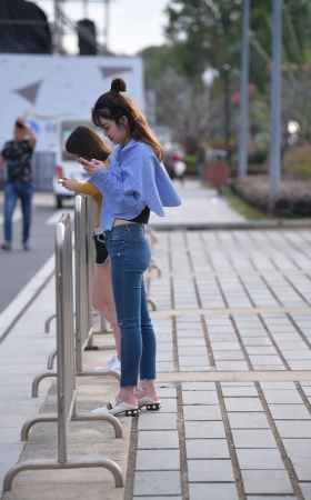 紧身牛仔女孩儿 [20P]