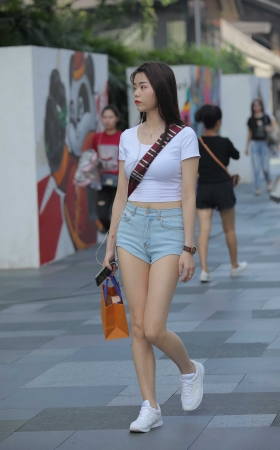 邻家女孩 [17P]