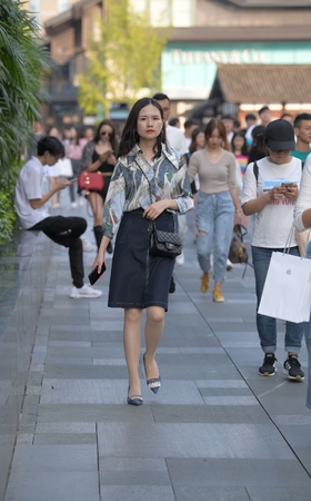 爱穿肉丝的贤妻
