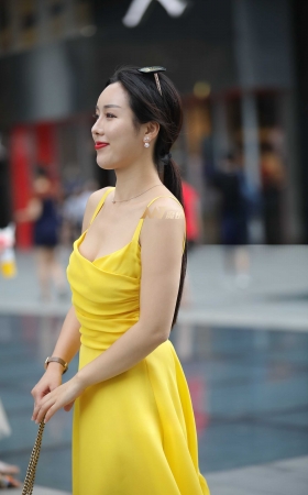 看着很舒服的端庄美人儿 [28P]