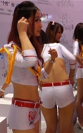 西山居的美女颜值就是高。