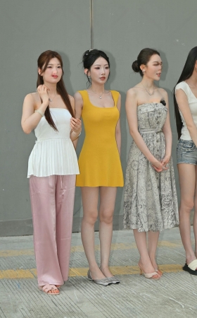 一波网红美艳绝伦美足拍集合呢 [19P]