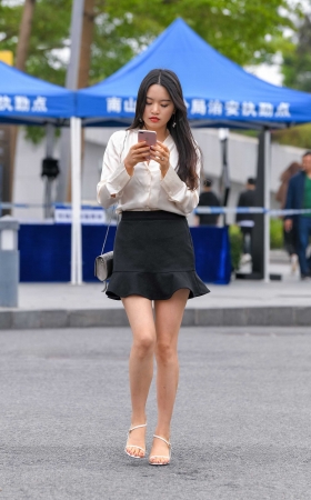 黑短裙高跟凉鞋美腿 [16P]