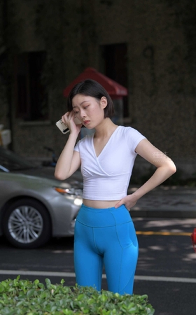 [一只麋鹿专区] not to me 【图片➕视频】 [10P]