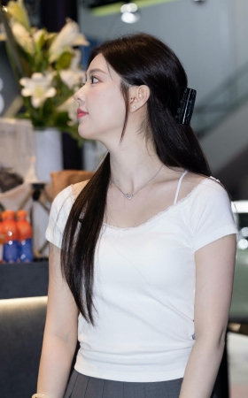灰色短裙 网红春晓 [19P]