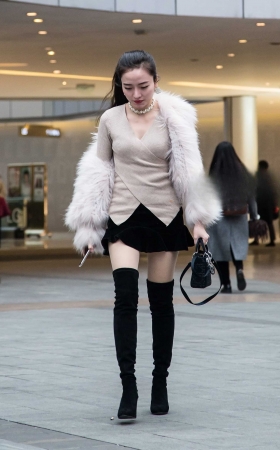 长靴美女 [10P]