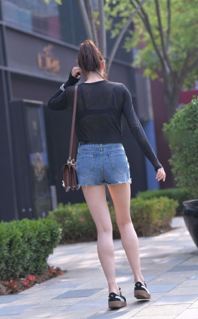 你是如此的美丽迷人 [24P]