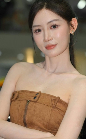 2594-5-86√马尾辫美足敏敏 11P