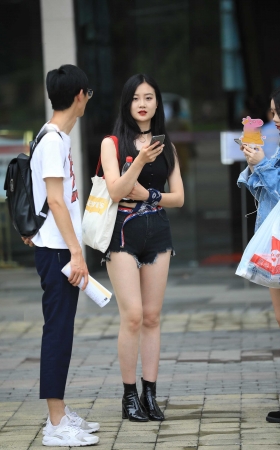 热裤美腿 [14P]