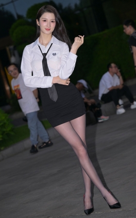 美腿黑丝谁不爱 [27P]