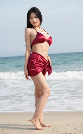 韵味比基尼模特的两套装扮 【图片➕视频】 [23P]
