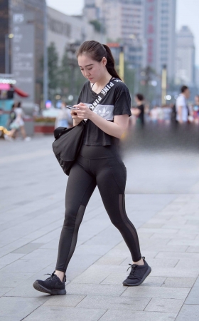 爱运动的女生最有魅力 [16P]