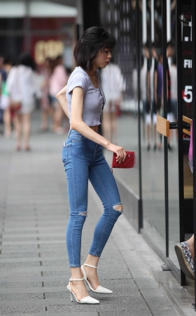 阿奔.2015.8.08.短衫 破膝牛仔.13p [16P]