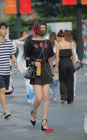 口罩女孩3A2910[174M]