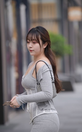 靓丽修身包臀裙 [173P-2.73GB]