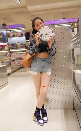 （套图）爱笑的女孩 (938P)
