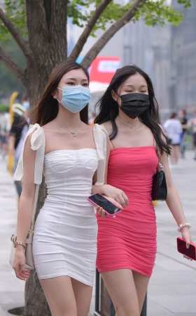 又一对好闺蜜出来炸街~ [18P]