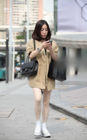 白色波点丝袜韩系妹子 [10P]