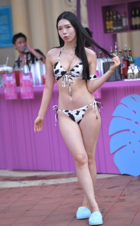 可爱甜美泳装