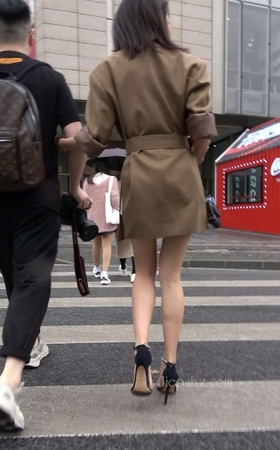 4K – 时尚美女 [1.10 GB/MP4]