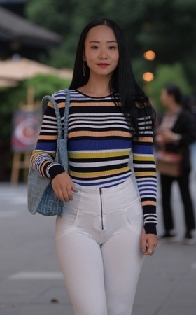 搭讪了，非常不错的小姐姐