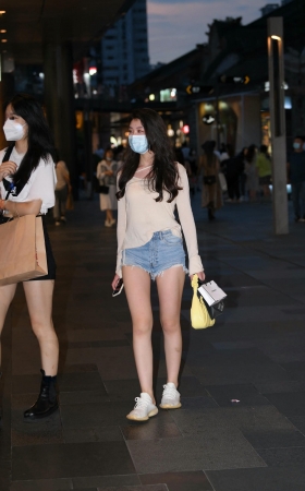 热裤小仙女 [21P]