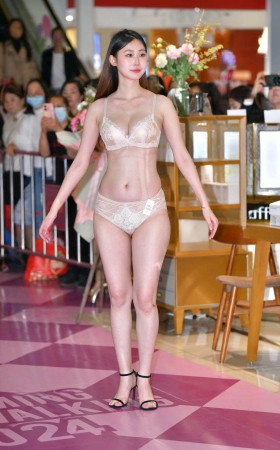 三八节内衣秀小合集 [21P]