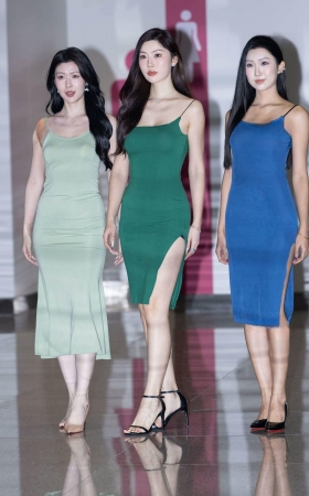 LB100-64P 杭州台球展-弦子、叶濛雨、小婷婷三美走秀花絮