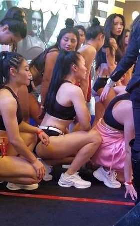 4K-美臀大赛性感美女
