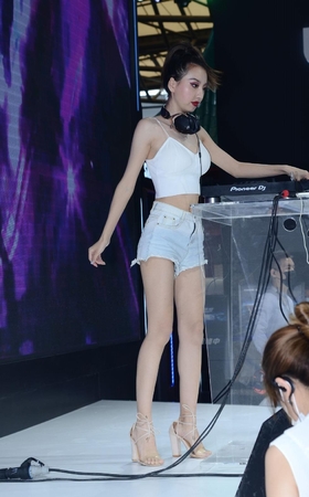 DJ小姐姐