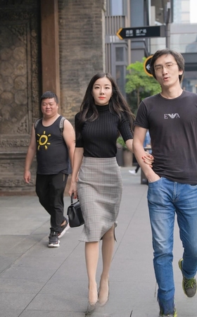 一代美人，肉丝高跟太迷人3A1484[868M]