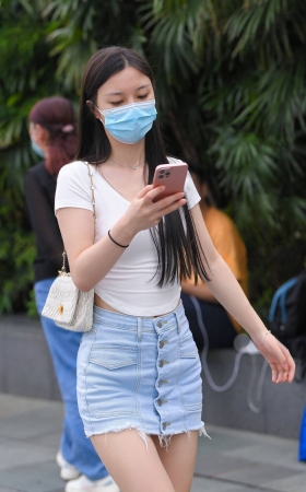 牛仔超短裙 [17P]