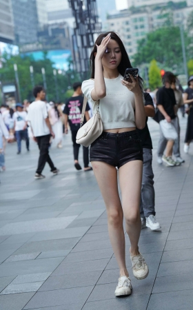 240618-5 90p
