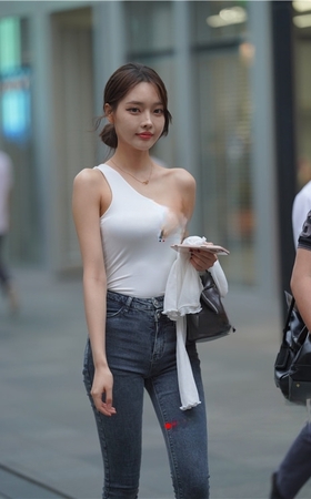 韩系牛仔美女(134P)