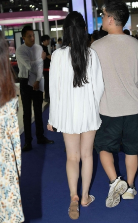 2468-44=69√有这样的女朋友真幸福 12P