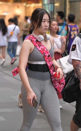 这妹子，相当给力，为你点赞 [13P]