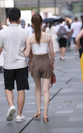 马尾辫白皙女友 [19P]
