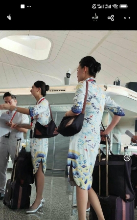 原创4K航站楼乘客视角看海航空姐走过不一样的美 1P