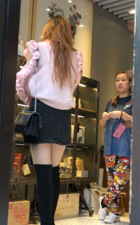 超性感粉衣极品女神美女