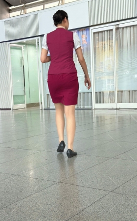 候车室制服工作人员 [7P]