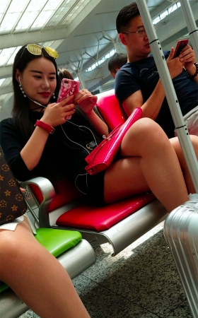 超性感美腿黑色连衣裙女神