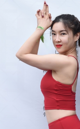 (补档)亮丽的红色 [24P]