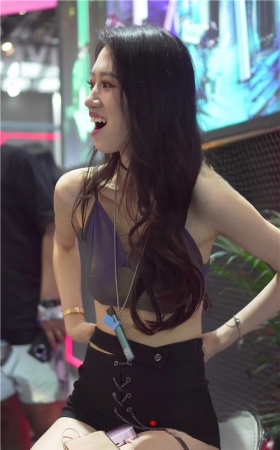 长腿美女模特