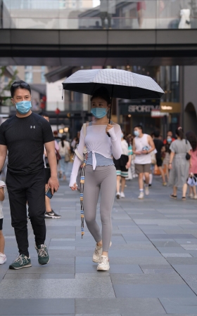 性感灰色紧身裤美女