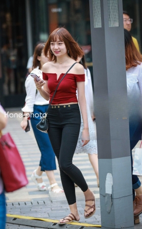 可爱的长腿妹 [15P]