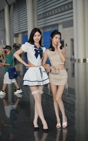 甜美动人白裙 [132P-3.11GB]