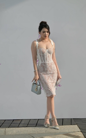 优雅靓丽，性感美女! 【图片➕视频】 [20P]