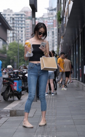 小背心~闺蜜紧牛 [19P]
