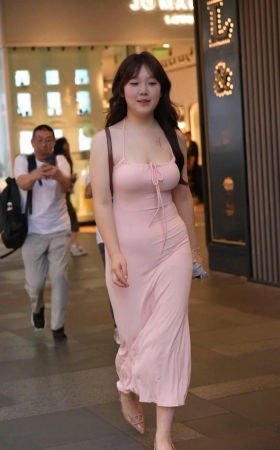 抹胸粉色长裙 [3P]