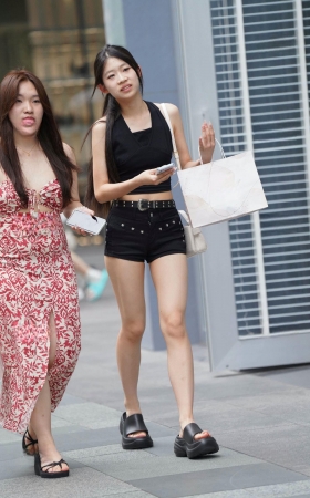 250617-7 67p